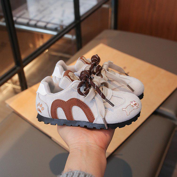 2025 Spring & Fall Girls' Casual Lightweight Training Shoes - Stylish, Versatile, Internet Celebrity Style