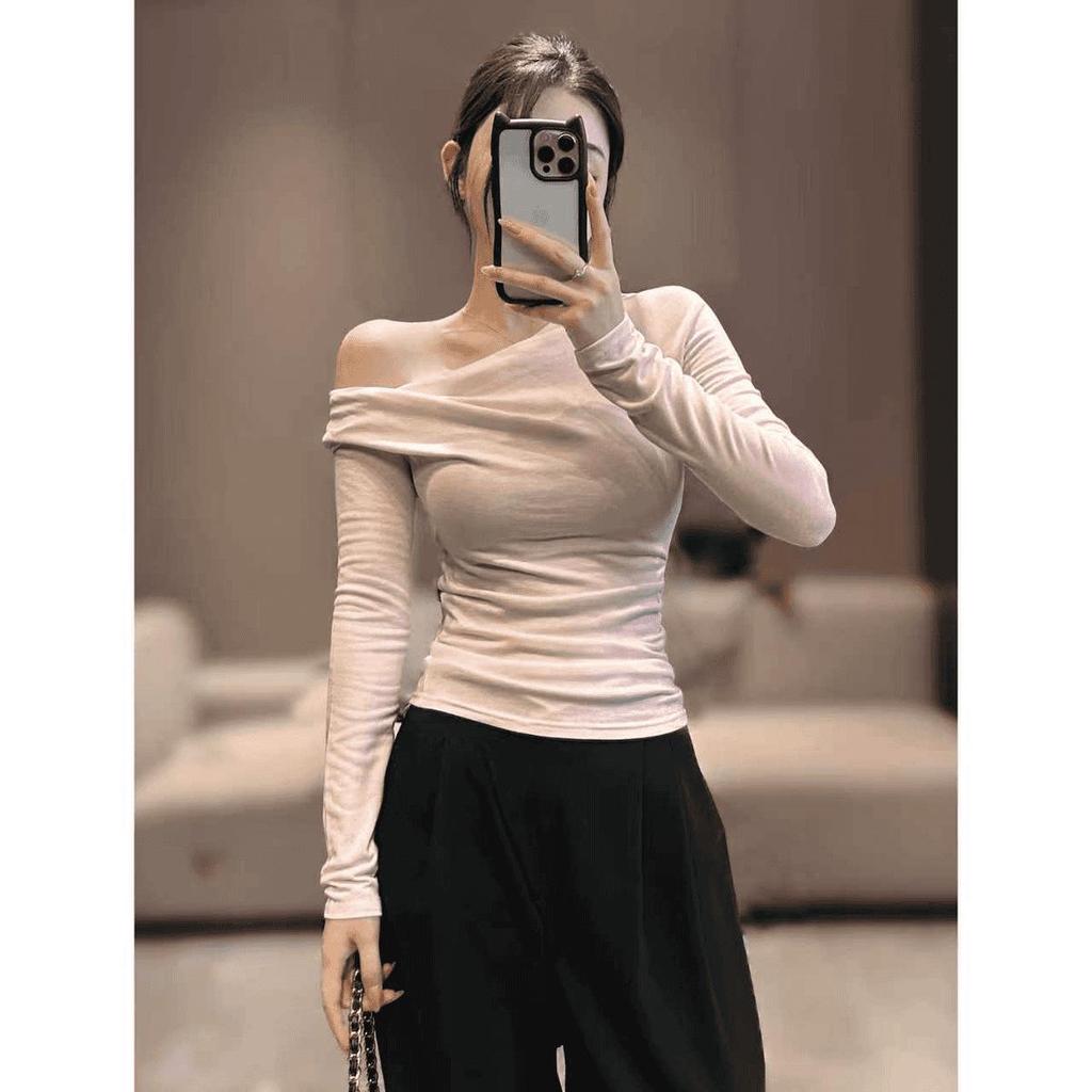 Asymmetrical Off-Shoulder Slim-Fit Long-Sleeve T-Shirt for Women - 2025 Autumn Elegant Pleated Design