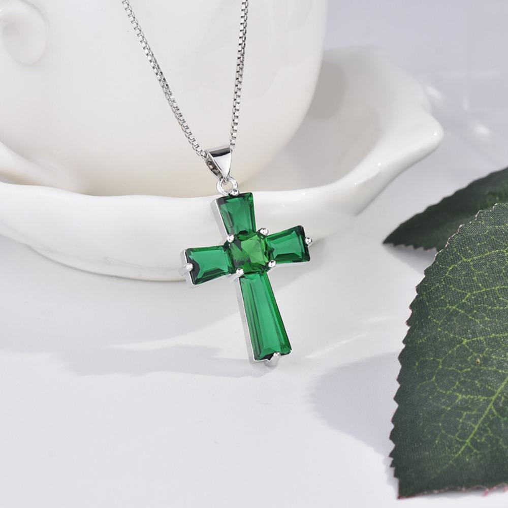 Luxury Women Necklace Emerald Cross Pendant with Irregular Zircon Stones Fashion Jewelry