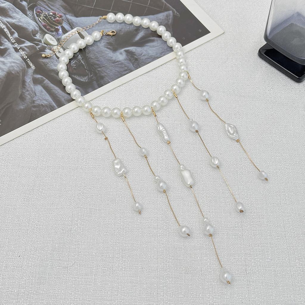 SHIXIN 3 Style Elegancki Naszyjnik Choker z Imitacji Pereł dla Kobiet Koreańska Moda Metalowy Łańcuszek do Swetra z Frędzlami Wszechstronna Biżuteria