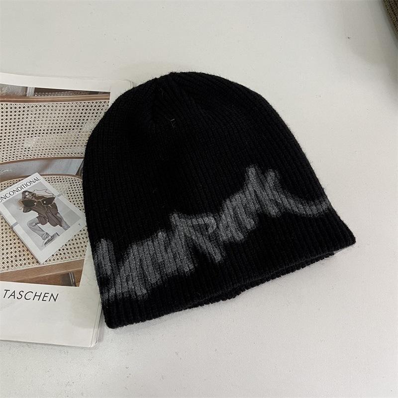 

Дизайн граффити Шерстяная шапка Милая Крутая Spice Girl Английский алфавит Холодная шапка Вязаная холодная шапка Мужская и женская M（56-58cm） чёрный