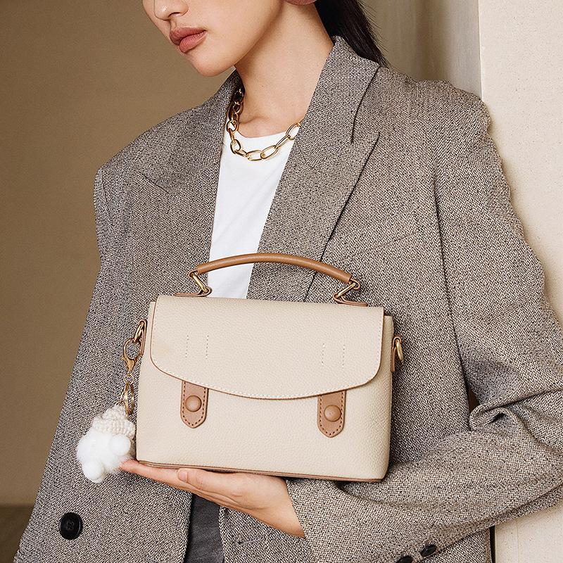 Top Layer Cowhide Fashion Bag Women's New High Sense Handbag Hundred-match Single Shoulder Diagonal Bag