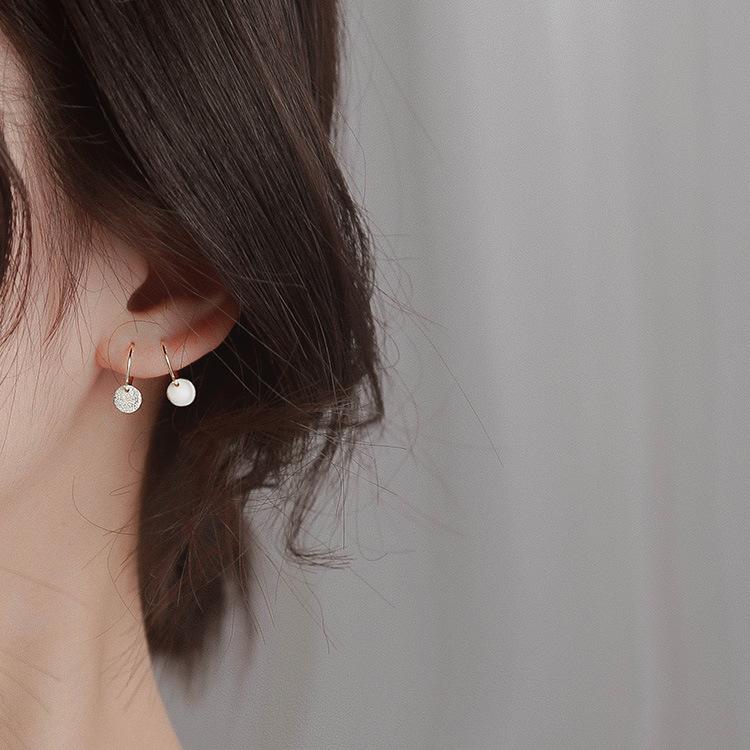 Japanese and Korean Simple Round Earrings Temperament Frosted Ear Buckle Fashion Hong Kong Style Earrings