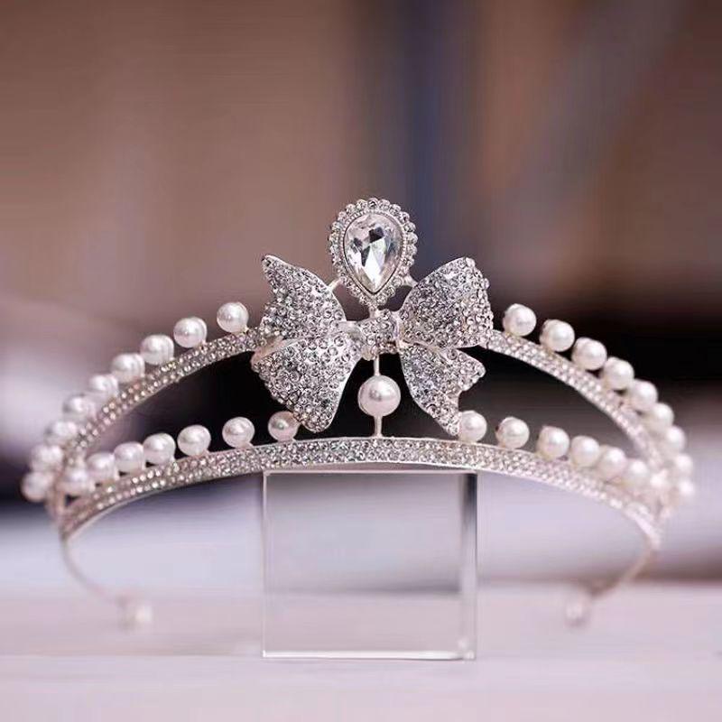 Children's Crystal Tiara Headband: Princess Crown Hair Accessory for Girls' Birthdays and Performances