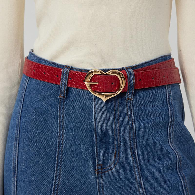 

Fashionable Heart Pattern Belt With Heart-shaped Buckle Perfect For Daily Wear Stylish And Practical Get Yours Now червоний