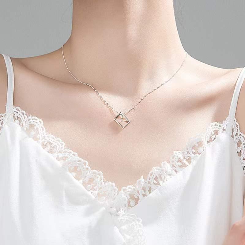 Beixi S925 Silver Envelope Necklace: Women's Simple, Versatile Clavicle Chain with Unique Design