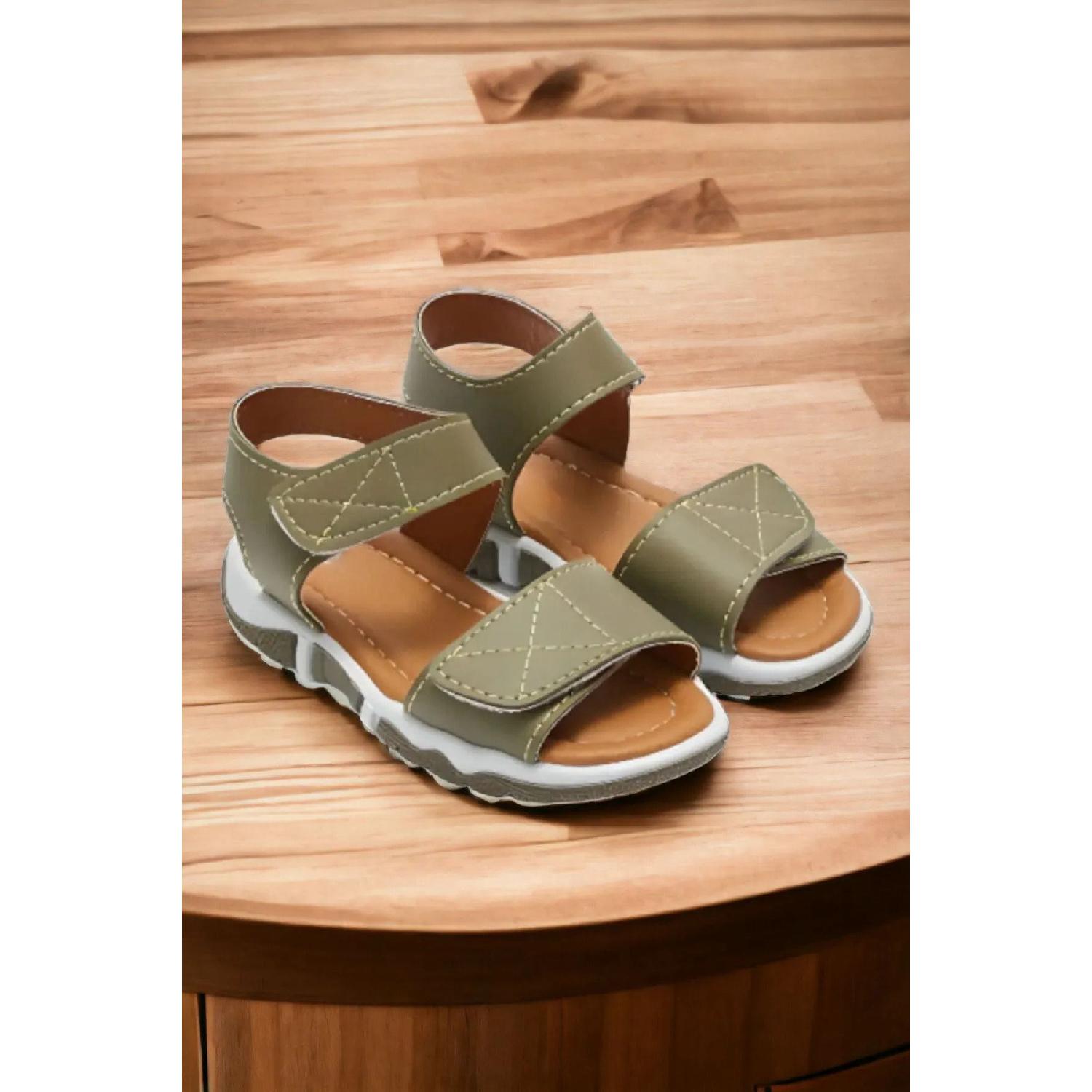 

Детские сандалии унисекс в полоску цвета хаки 21 красный