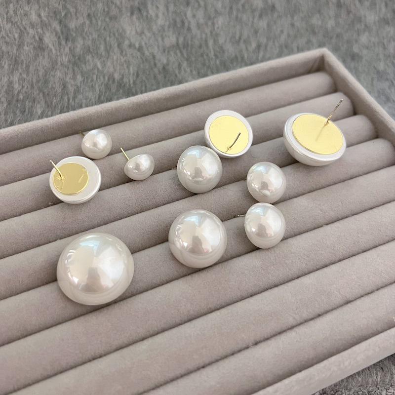 Elegant French Retro Pearl Earrings - Simple and Chic Half-Round Design for Women