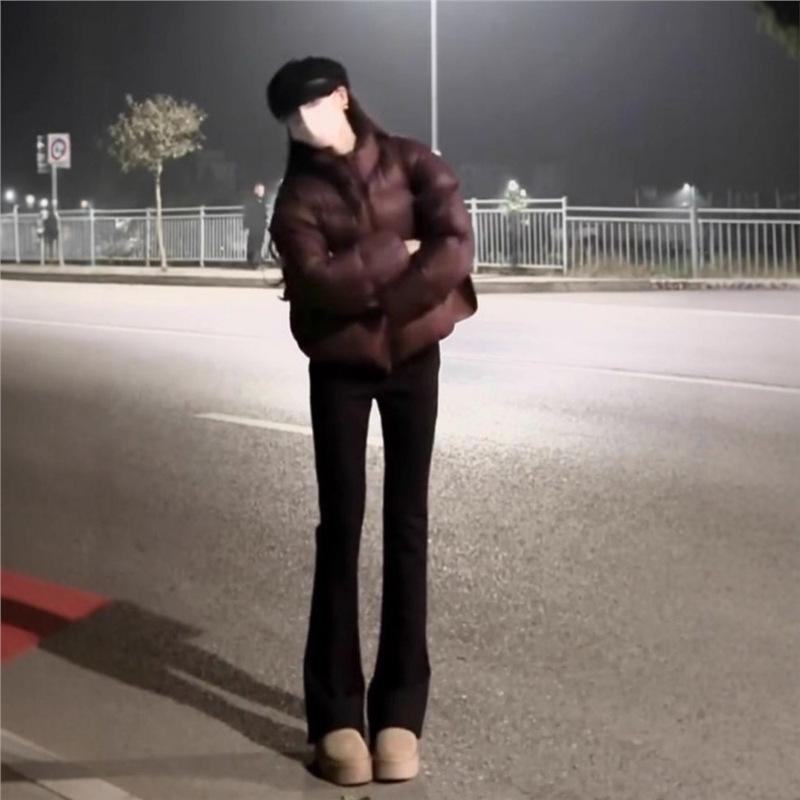 

Thickened Black Denim High-Waisted Fleece-Lined Bell Bottoms for Petite Women, Slimming Straight Leg with Slight Flare, Autumn/Winter. L