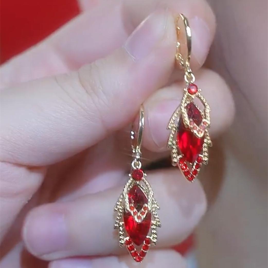 

Red Golden Branches, Jade Leaves, Leaves, Earrings, Women s Retro, Light Luxury, Vegetarian Earrings, Joyful Red червоний