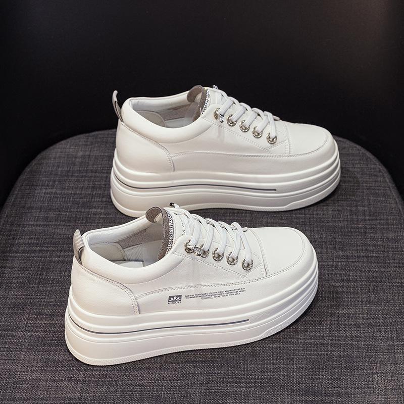 Spring and Autumn new leather inner height increase women's versatile leather face muffin women's shoes platform single shoes casual shoes