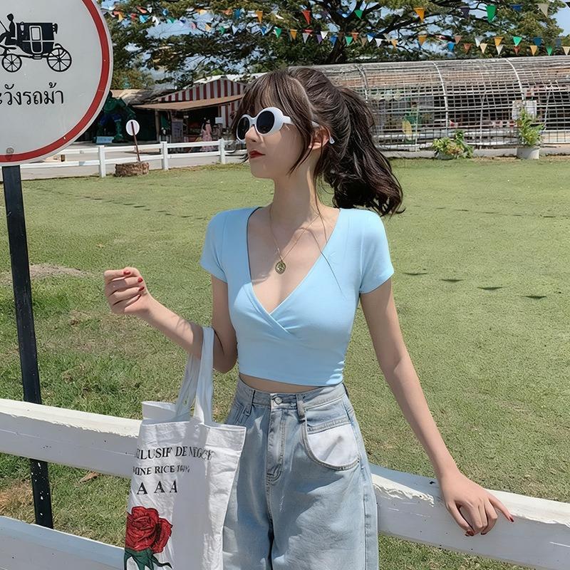 Women Navy Blue Floral Print Short Sleeve Crop Top With V Neck And Wrap Front Casual Summer Blouse