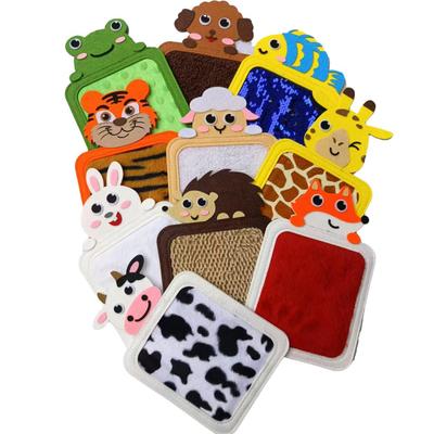 Mini senzorická podložka Felt: Texturovaná hrací podložka se zvířaty v různých tvarech