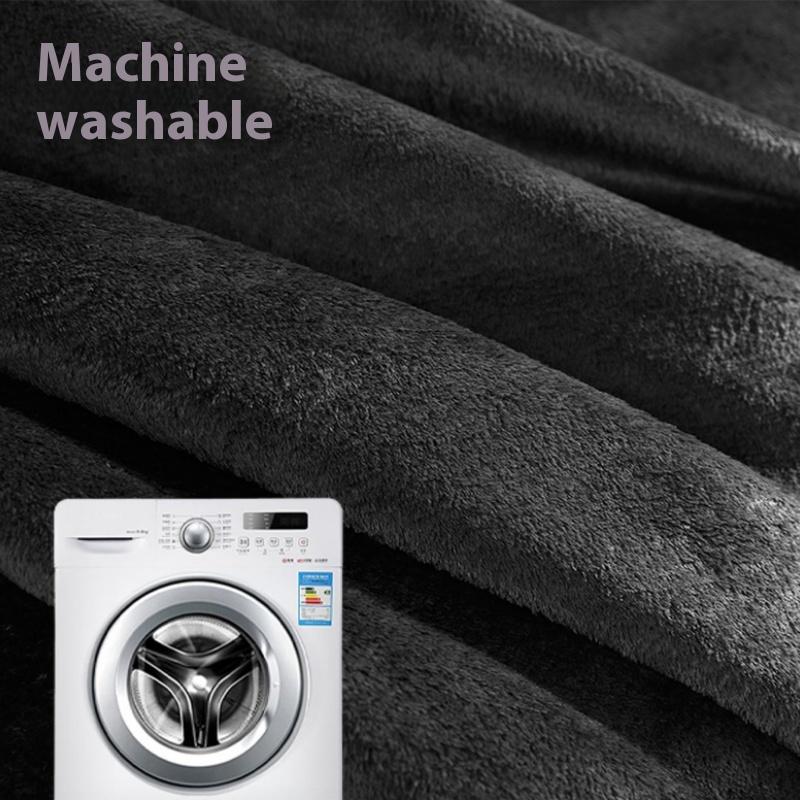 Soft Comfortable Warm Pet Sleeping Blanket Flannel Lambskin Dog Blanket Thicken Waterproof Cats and Dogs Mat Dog Accessories