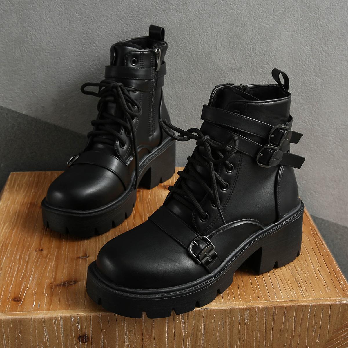 

Small man increases height Martin boots women s 2025 new spring sweet cool thick-soled thick heel black British style short boots 43 чёрный