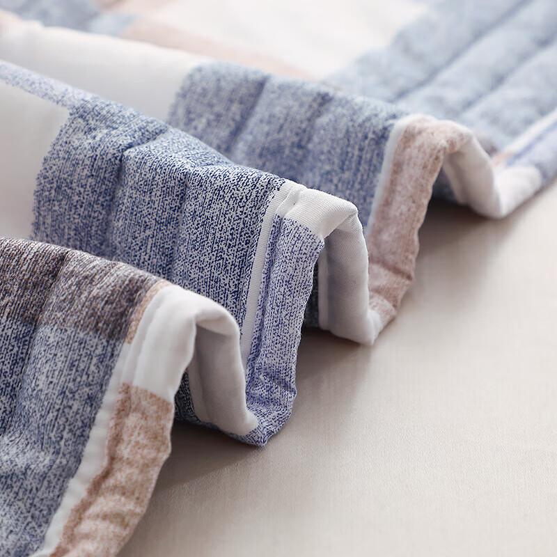 Plover Elegant Breathable Summer Quilt