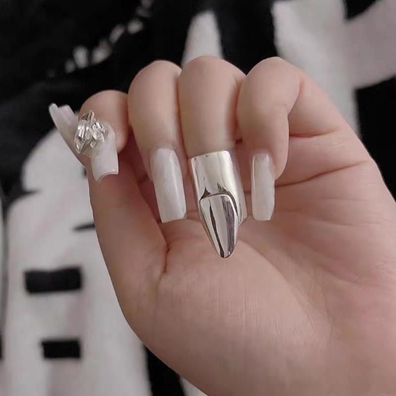 Fashion Alloy Ring Trendy Finger Accessory Metal Jewelry Great for Those Who Appreciate Unique and Timeless Accessories