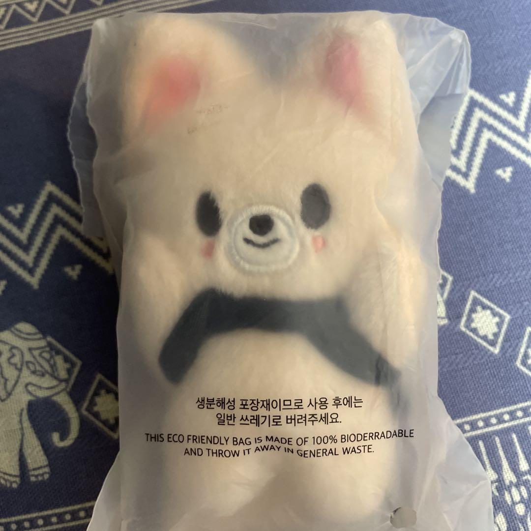 

[Б/У] straykids skzoo магнитный брелок AIN