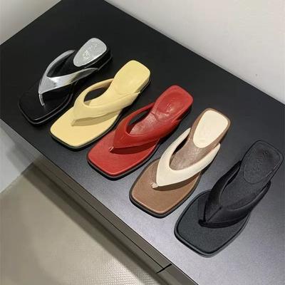 Clipped-toe Flip-flops for Women's Summer Wear 2025 New Models with Skirts, Beach Shoes, High-end Fashion Casual Sandals
