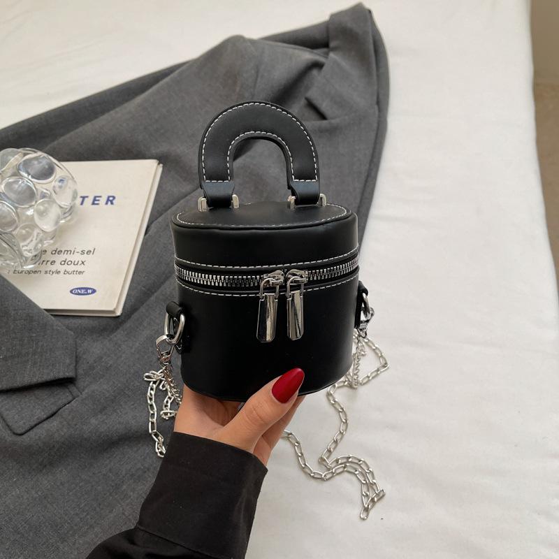 Fashion personalized bucket bag shoulder bag new double zipper design messenger bag feeling handbag