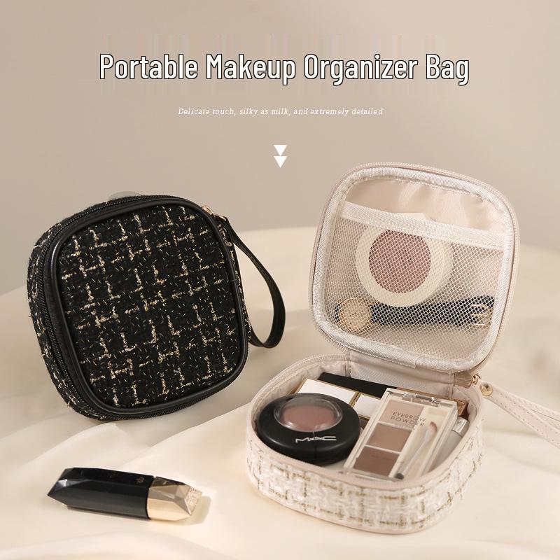 Chic Lipstick Bag: Luxury Cosmetic Storage & Travel Pouch with Feminine Touch