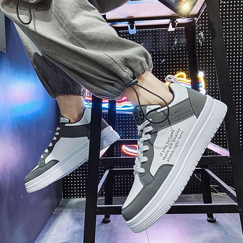 Summer men's shoes 2025 new breathable trend versatile niche design casual board shoes men's trendy shoes