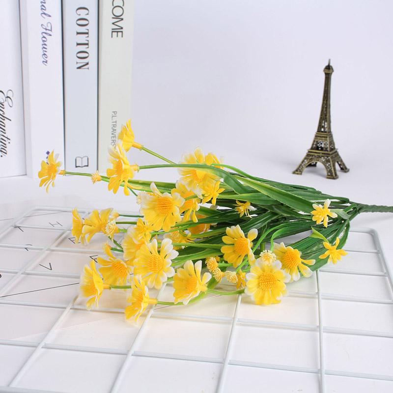 

7 головок Лілія Штучні квіти Пластик Не вицвітає Букет Новий Рік Весільні прикраси Садовий ґанок Спальня Декор офісного столу жовтий