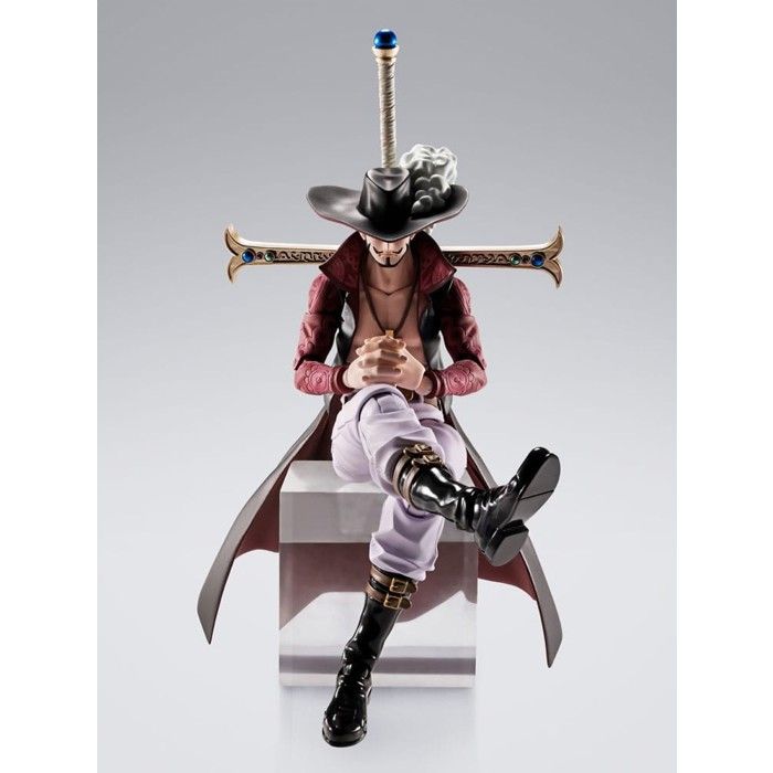 Bandai Tamashii Nations - One Piece - Figurine S.H.Figuarts Dracule Mihawk Hawkeye 17 Cm