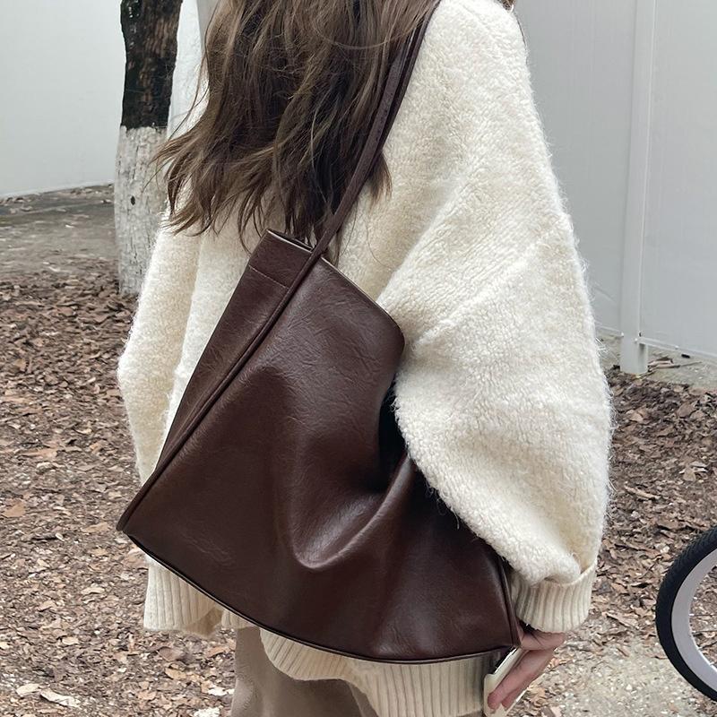 Women Large Capacity Solid Color Tote Bag Lady Outdoor Commuter Soft Leather Handbag Female Stylish Shoulder Shoulder Bag