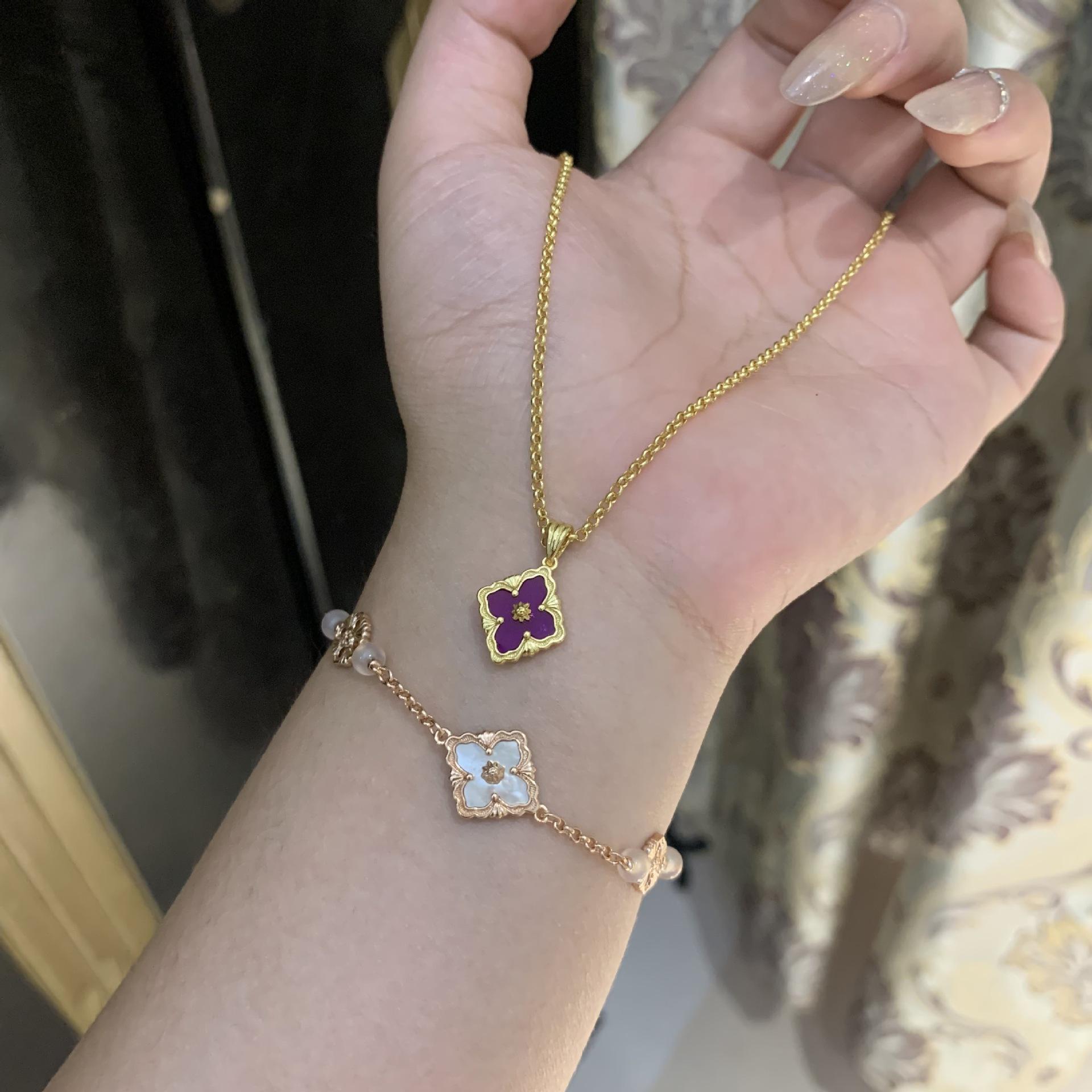 Итальянская матовая ткань Домашние Маленькие Мини Оконные Решетки Ожерелье Четырехлистный Клевер Подвеска в Ретро Придворном Стиле