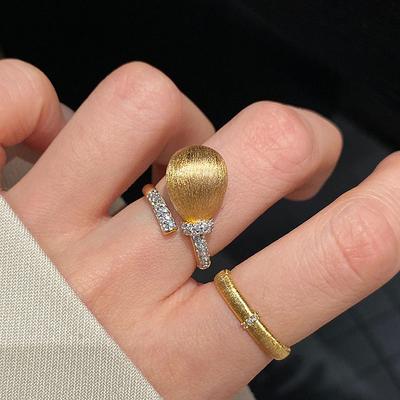 Voll geschliffene funkelnde Tannenzapfenringe für Damen Retro Antikgold Handwerkskunst Chinesischer Stil Wassertropfen Gebürsteter Ring Bankett