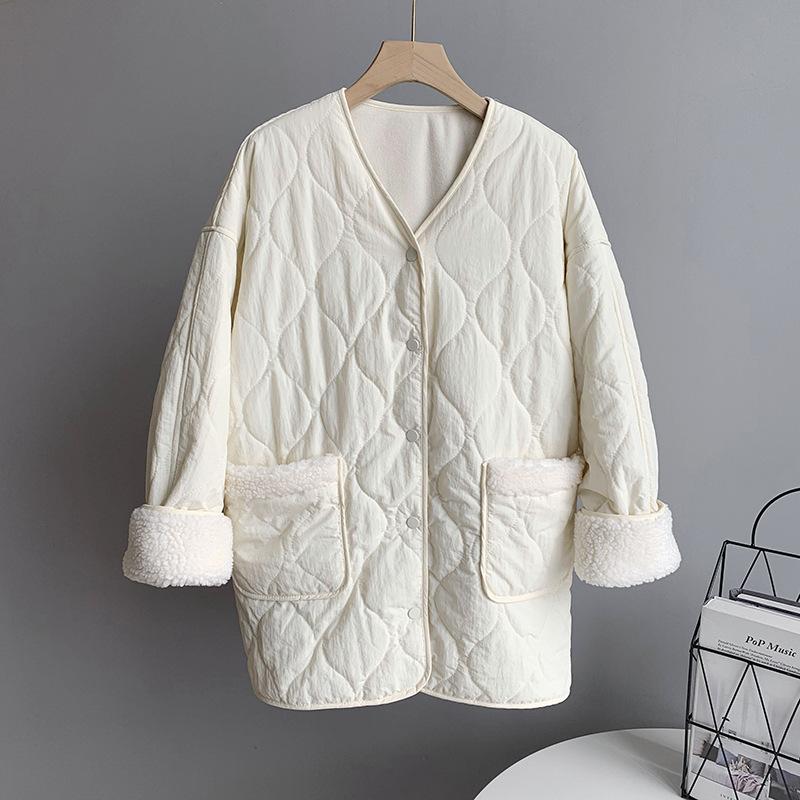 Осень-зима женское однотонное пальто в клетку с v-образным вырезом и длинным рукавом — фото 19