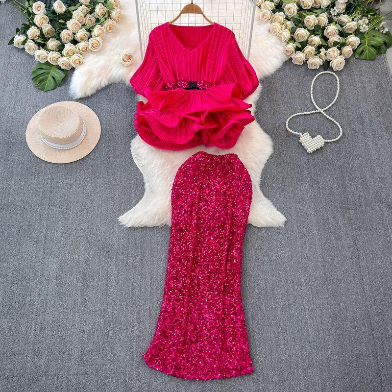 

Светский фонарь V-образный вырез маятник из листьев лотоса блестящий модный костюм Rose Red All yards