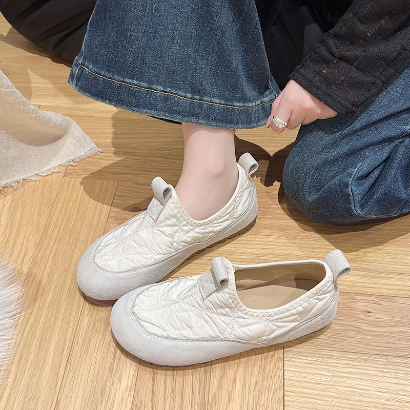 Vintage Style Slip-On Flat Shoes - Women's Versatile Autumn/Winter Grandma Shoes