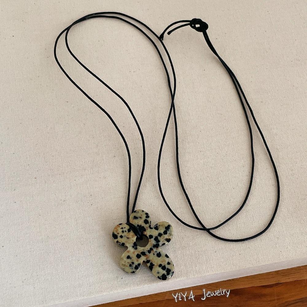 

New Chic Multicolor Spotted Natural Stone Tiger Eye Irregular Floral Pendant Necklaces For Women Adjustable Sweater Chain 92cm