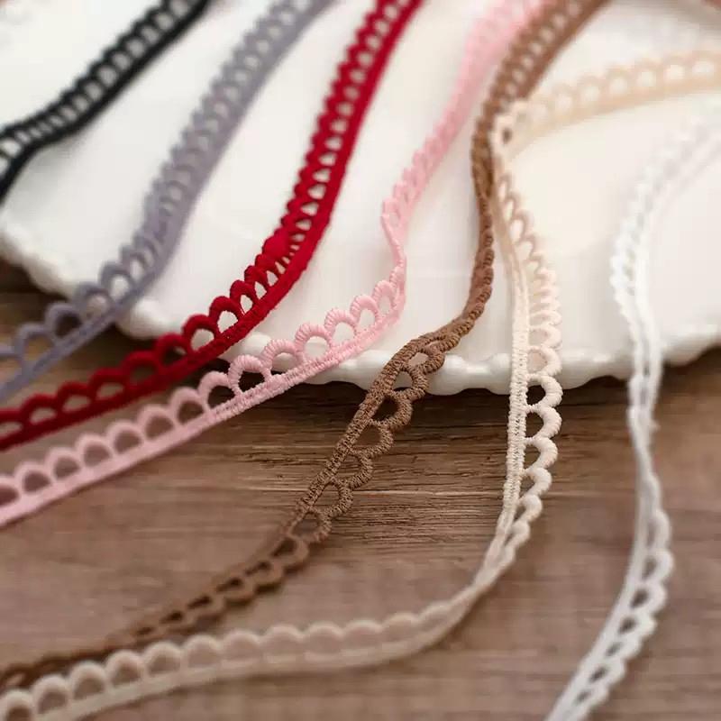5 Yards White Black Hollow-Qut Lace Trim Embroidered Lace Fabric Ribbon Trimming Dress Costume Supplies DIY Craft 1CM Wide