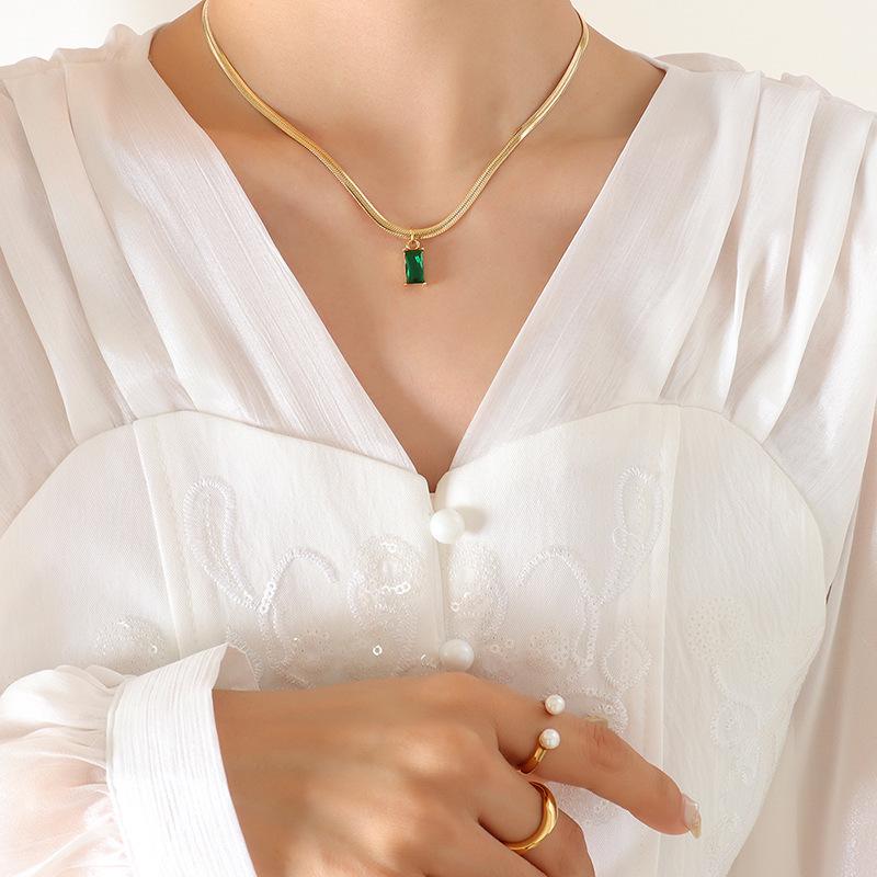 Japanese-Korean Style Gold-Plated Titanium Snake Chain with Emerald Zircon Pendant