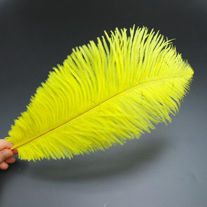 Красочные страусиные перья 30-35 см — фото 12