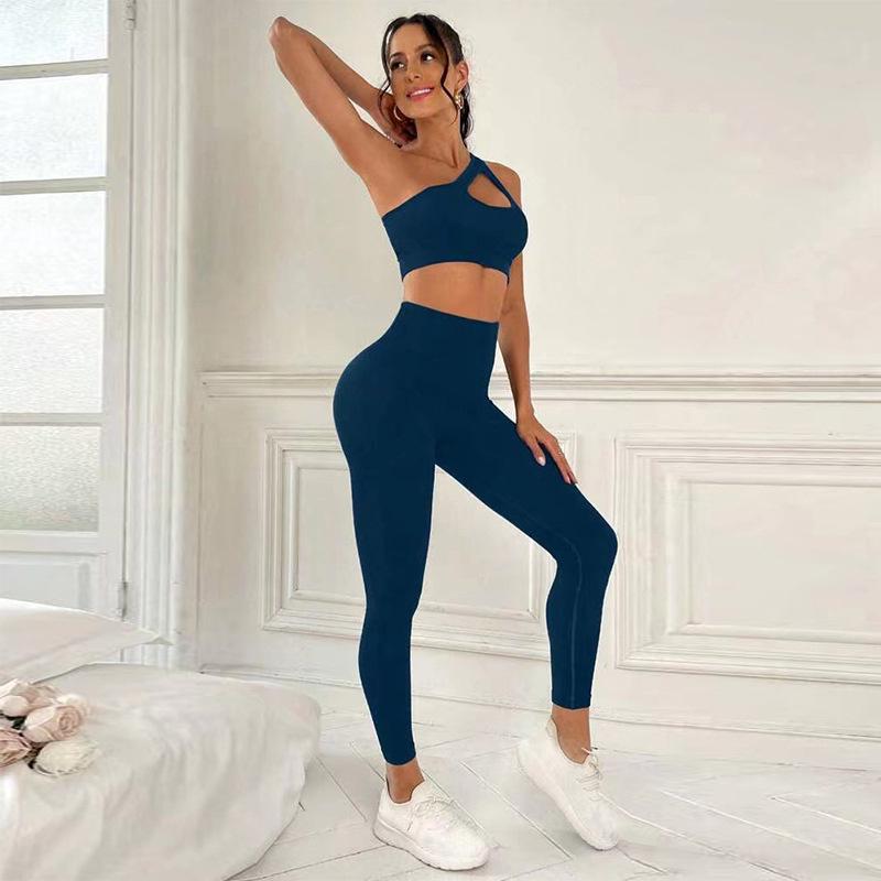 

Seamless One-Shoulder Cutout Bra & Long Pants Yoga Set for Women Large