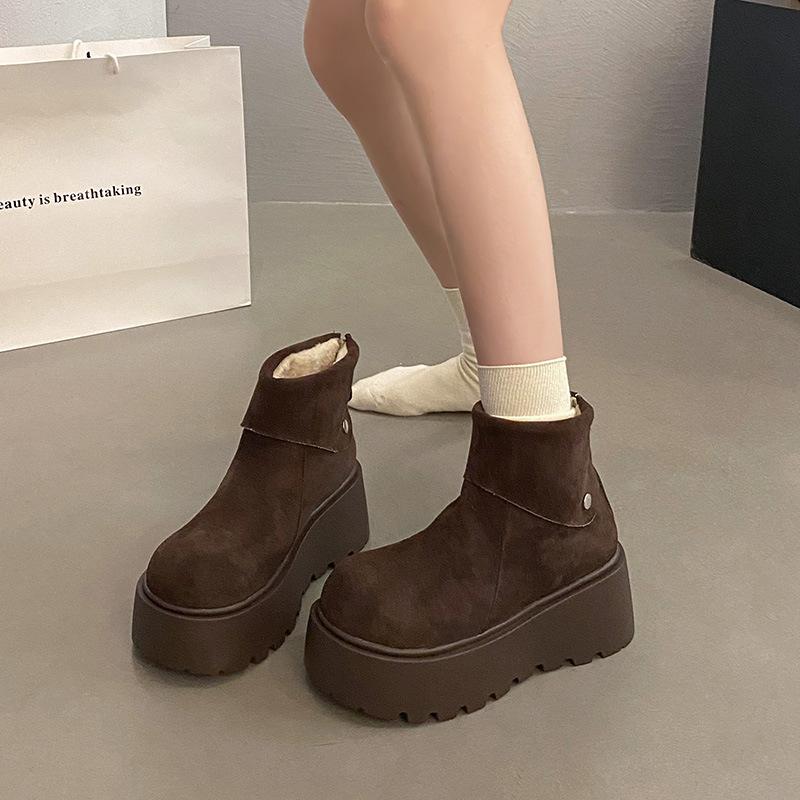 

Women s thick-soled winter lightweight warm fur integrated padded snow boots non-slip wear-resistant casual sneakers cotton boots 40 темно-коричневого кольору