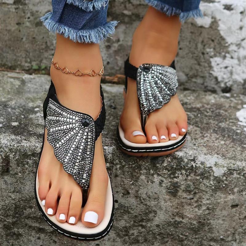 Luxury Women Sandals 2025 Summer Fashion Rhinestones Women Slippers Outdoor Beach Flats Women Casual Clip Toe Sandalias De Mujer