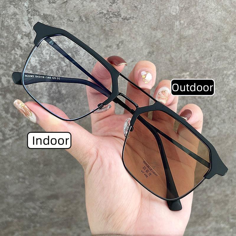 Women's New Style Pochromic Myopia Glasses Unisex Vintage Color Changing Near Sight Eyewear Men New Trendy Smart Sunglasses