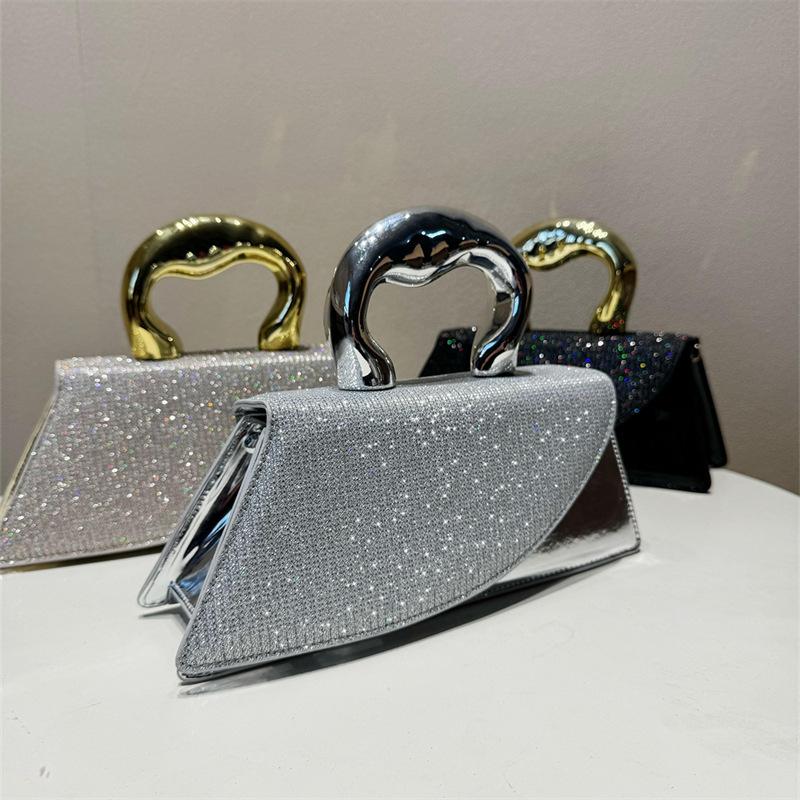 Tasche Damentasche Frühling und Sommer neu 2025 Europäische und amerikanische Mode Nische Handtasche Tasche Klappentyp Schulter Messenger kleine quadratische Tasche