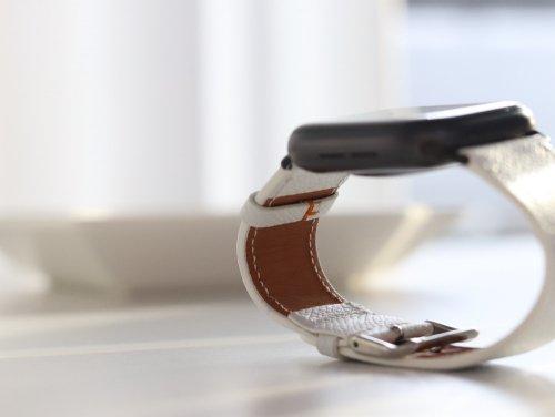 [APOSTROPH KOMMA] Apostroph Komma Leder Arbeits Apple Watch Armband Lederband Weiß