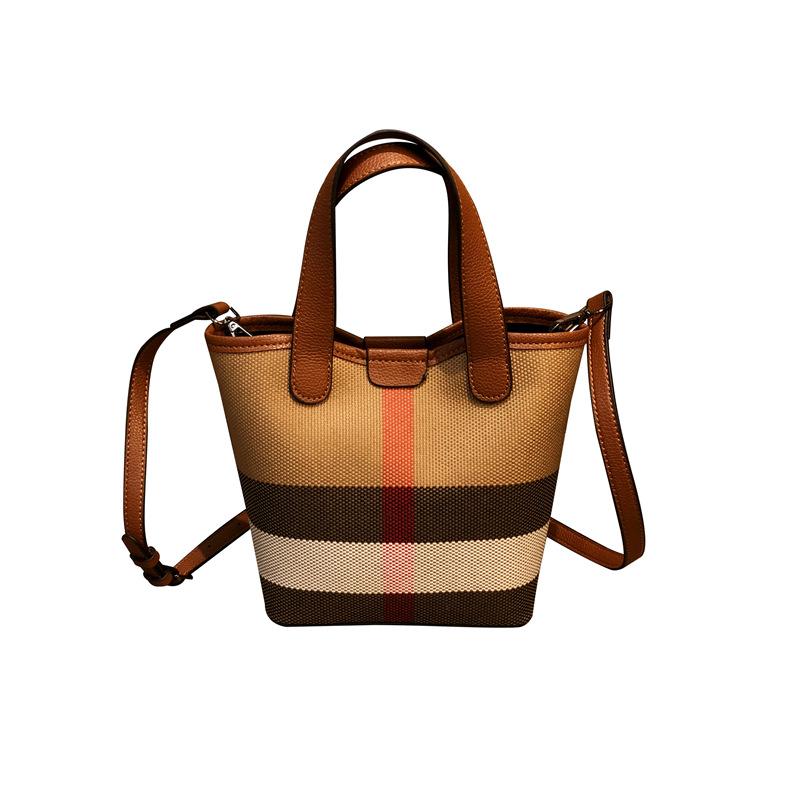 Super Fire Light Luxury Plaid Fashion Bucket Bag Women's 2025 New Portable Versatile High-end Shoulder Messenger Bag