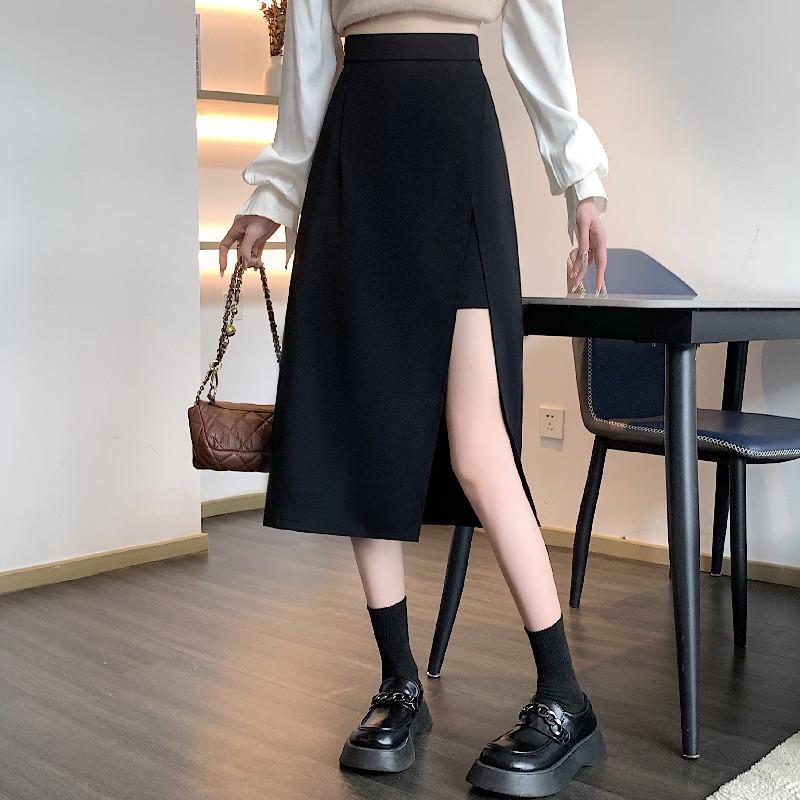 2024 High Waist Black A-line Midi Skirt with Slit