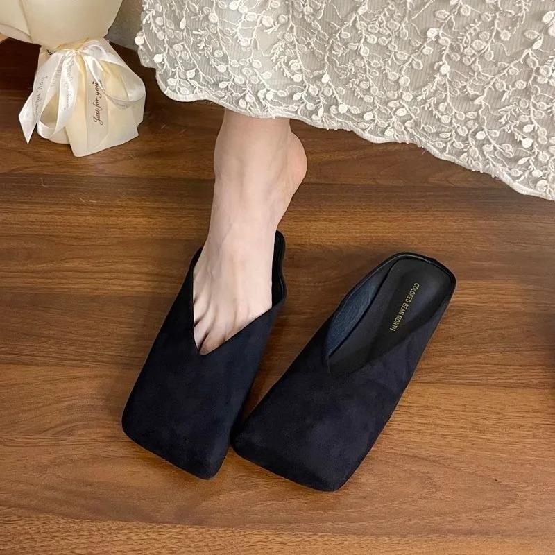 Scarpe Basse alla Moda da Donna 2026 Primavera Autunno Nuovo Stile Punta Quadrata Piccola Bocca Bassa Velluto Fondo Morbido