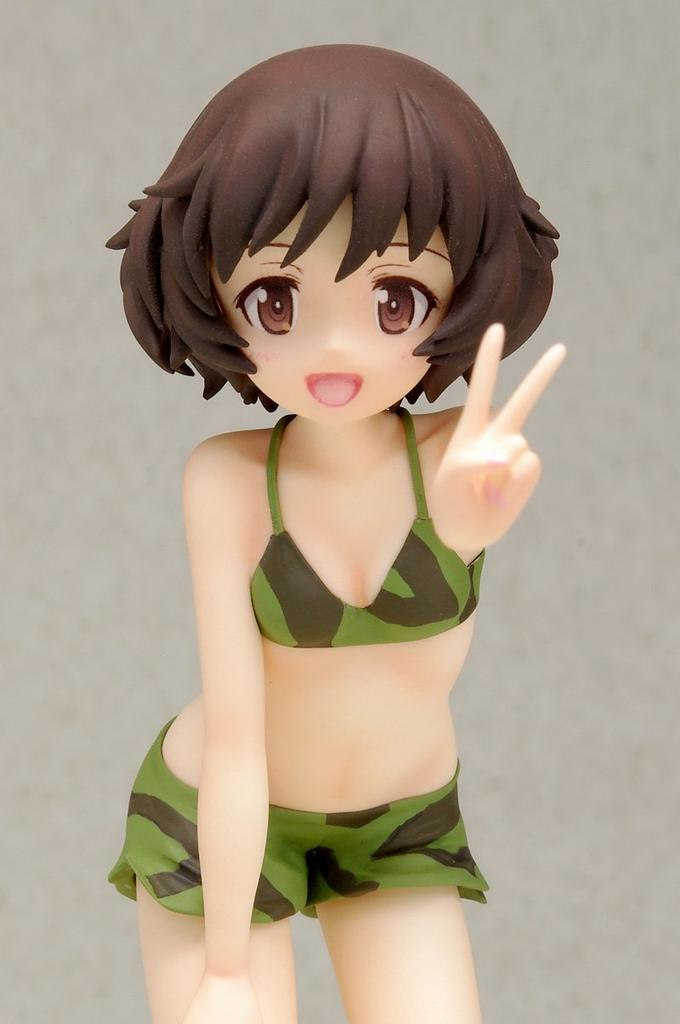 BEACH QUEENS Girls & Panzer Yukari Akiyama 1/10 Scale PVC Painted Finished Figure