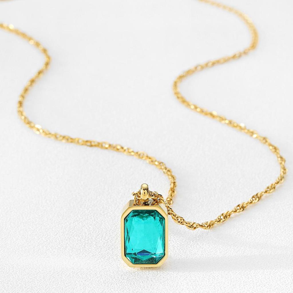 Modă Europeană și Americană Versatilă Cercei Stud din Oțel Titan cu Howlit pentru Femei