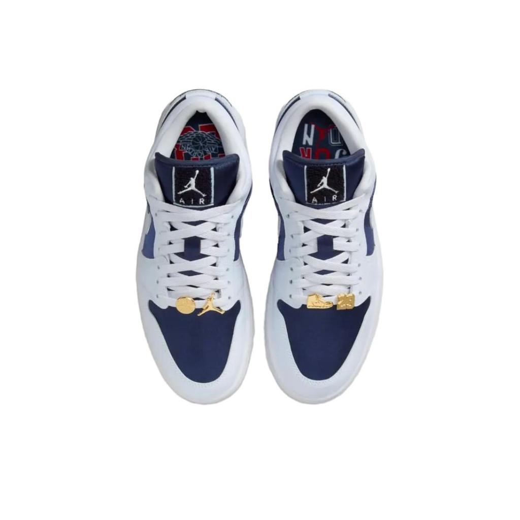 Air Jordan 1 Low SE Midnight Navy Ciondoli Oro Scarpe da Ginnastica da Donna Blu Football-Grey Bianco FZ8778-044